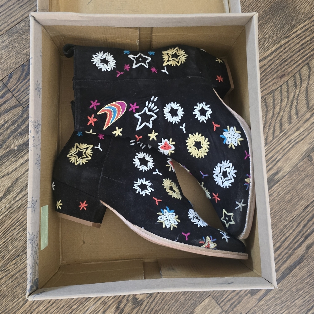 NEW FP Black Suede Celestial Star boho Embroidered Western Festival Ankle Boot - Picture 4 of 12